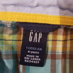 GAP Shirts & Tops - GAP Short-Sleeve Button-up, boys sz 4T GAP Shirts & Tops - GAP Short-Sleeve Button-up, boys sz 4T